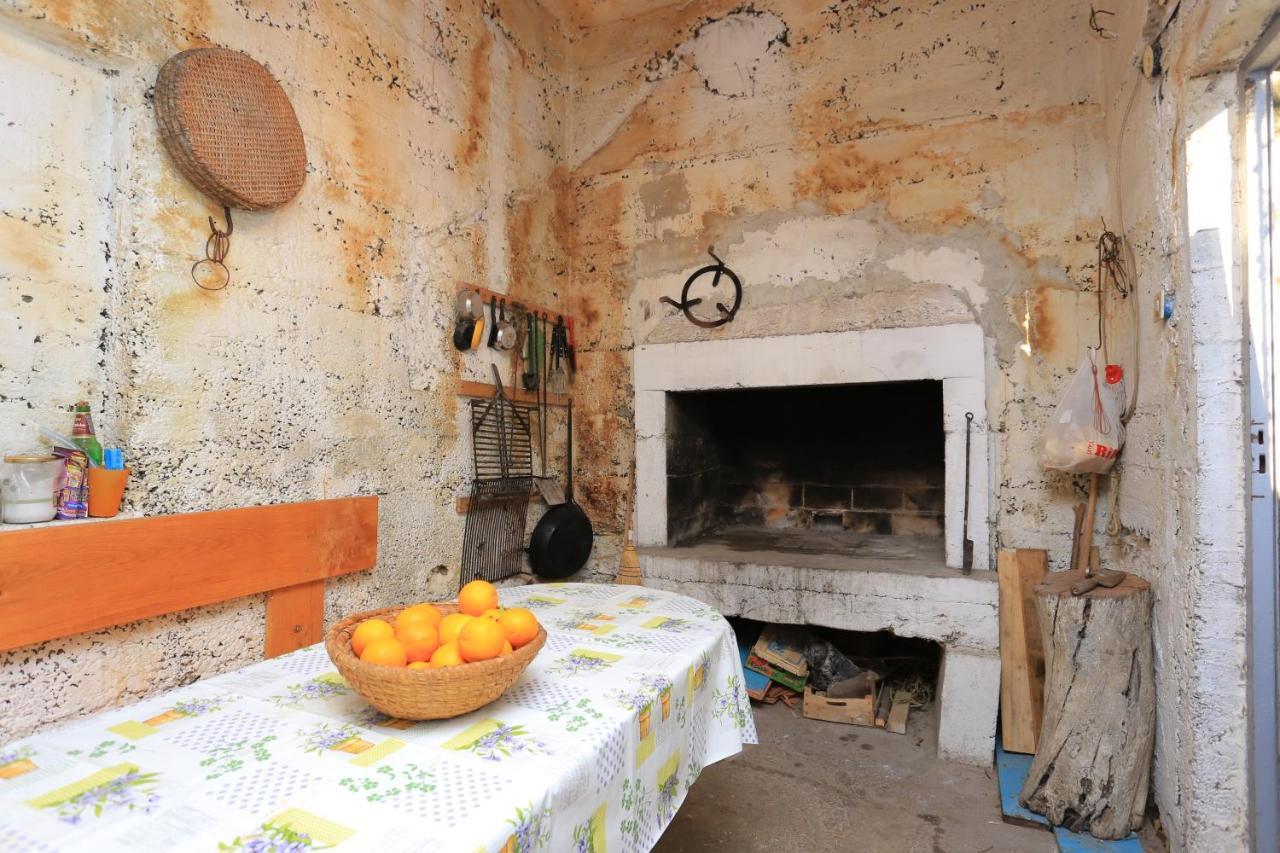 Apartment Igrane 311B Bagian luar foto