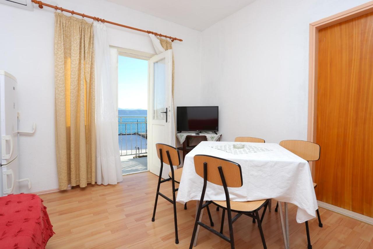 Apartment Igrane 311B Bagian luar foto